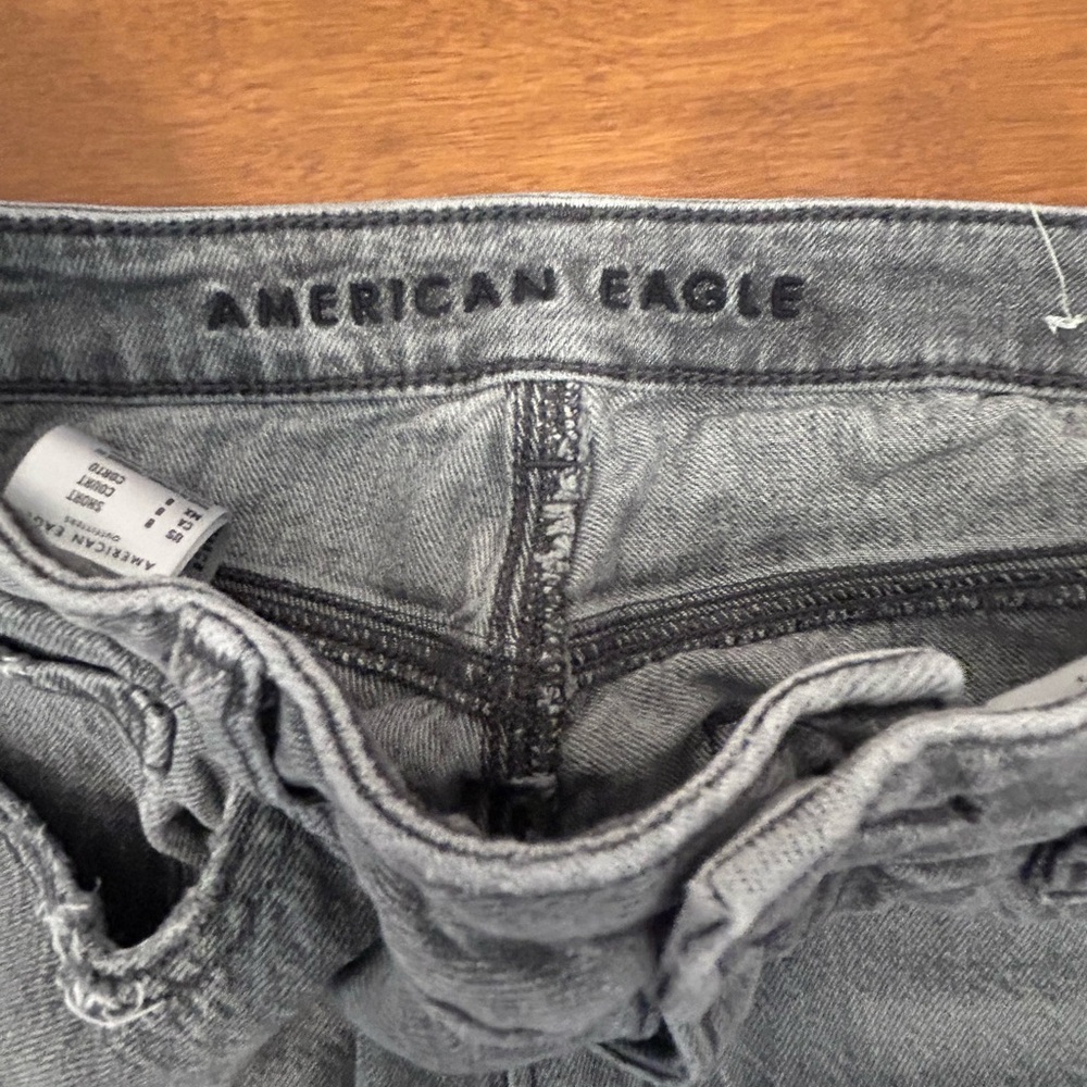 American Eagle Outfitters Gray Boyfriend Jeans Distressed B17 - Picture 3 of 4
